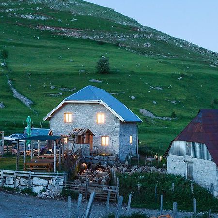 Guesthouse Letnja Basta Gornji Lukomir Dış mekan fotoğraf