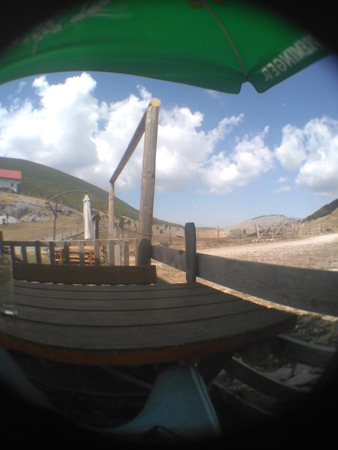 Guesthouse Letnja Basta Gornji Lukomir Dış mekan fotoğraf