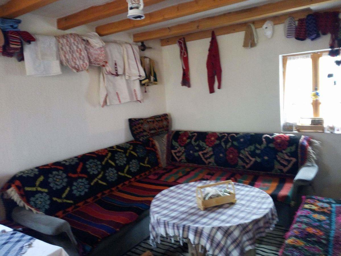 Guesthouse Letnja Basta Gornji Lukomir Dış mekan fotoğraf
